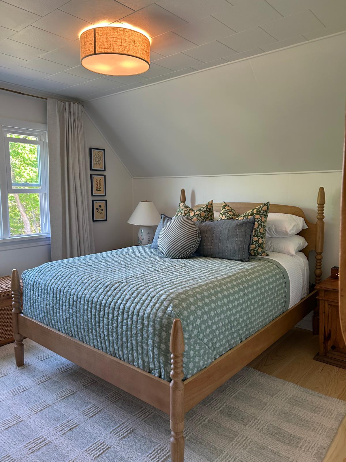 Bedroom cleaned by Smart Clean