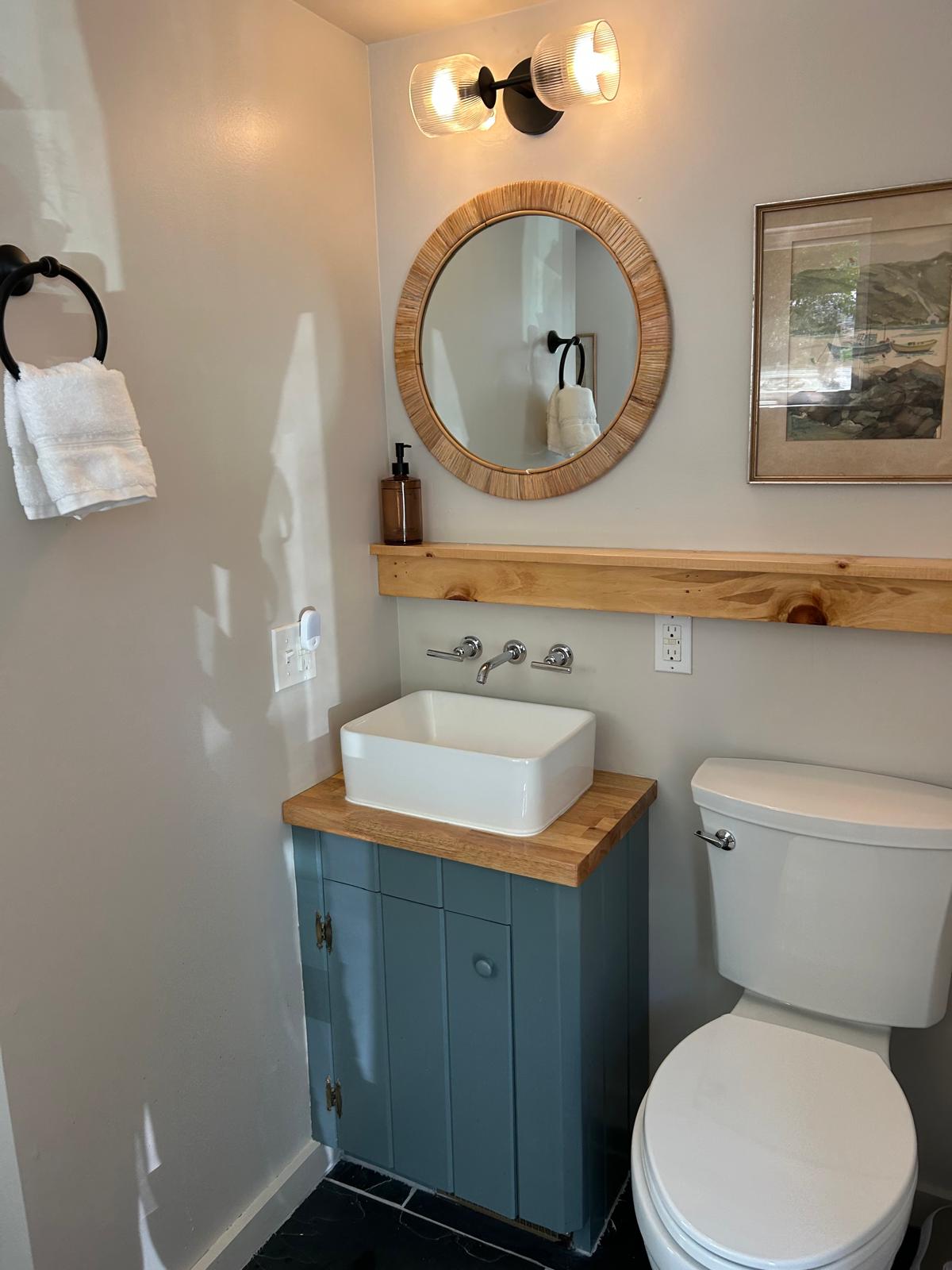 Bathroom cleaned by Smart Clean